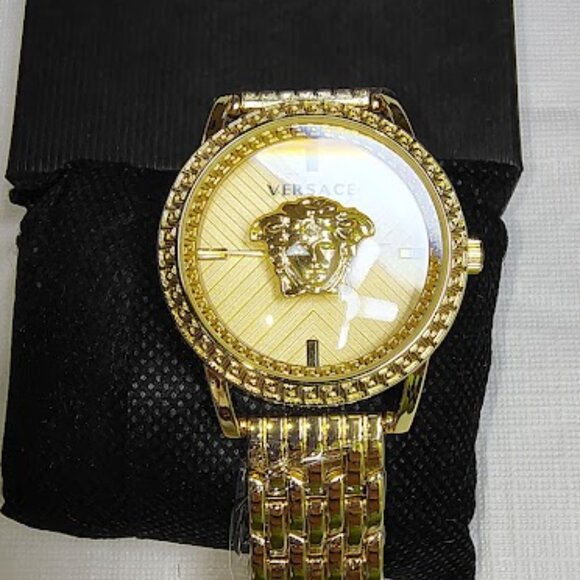 MEN'S VERSACE 40mm gold on gold WATCH - Picture 2 of 7
